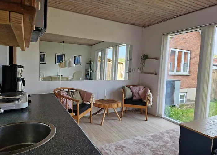 Lillebo Fred Og Ro Græsted